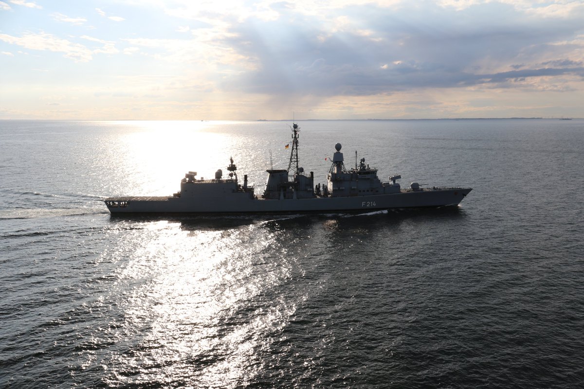 LUBECK F214 is the last of eight Bremen-class F122 frigates remaining in service with the German Navy. They were the frigate mainstays of the Deutsche Marine from the 1980s to the 2000s. LUBECK, seen on BALTOPS on 7/8 June, will be decommissioned next year