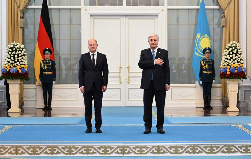 El president kazakh, Tokayev, va dir en una reunió amb Scholz que Rússia és militarment invencible i que una nova escalada portarà a conseqüències irreparables.